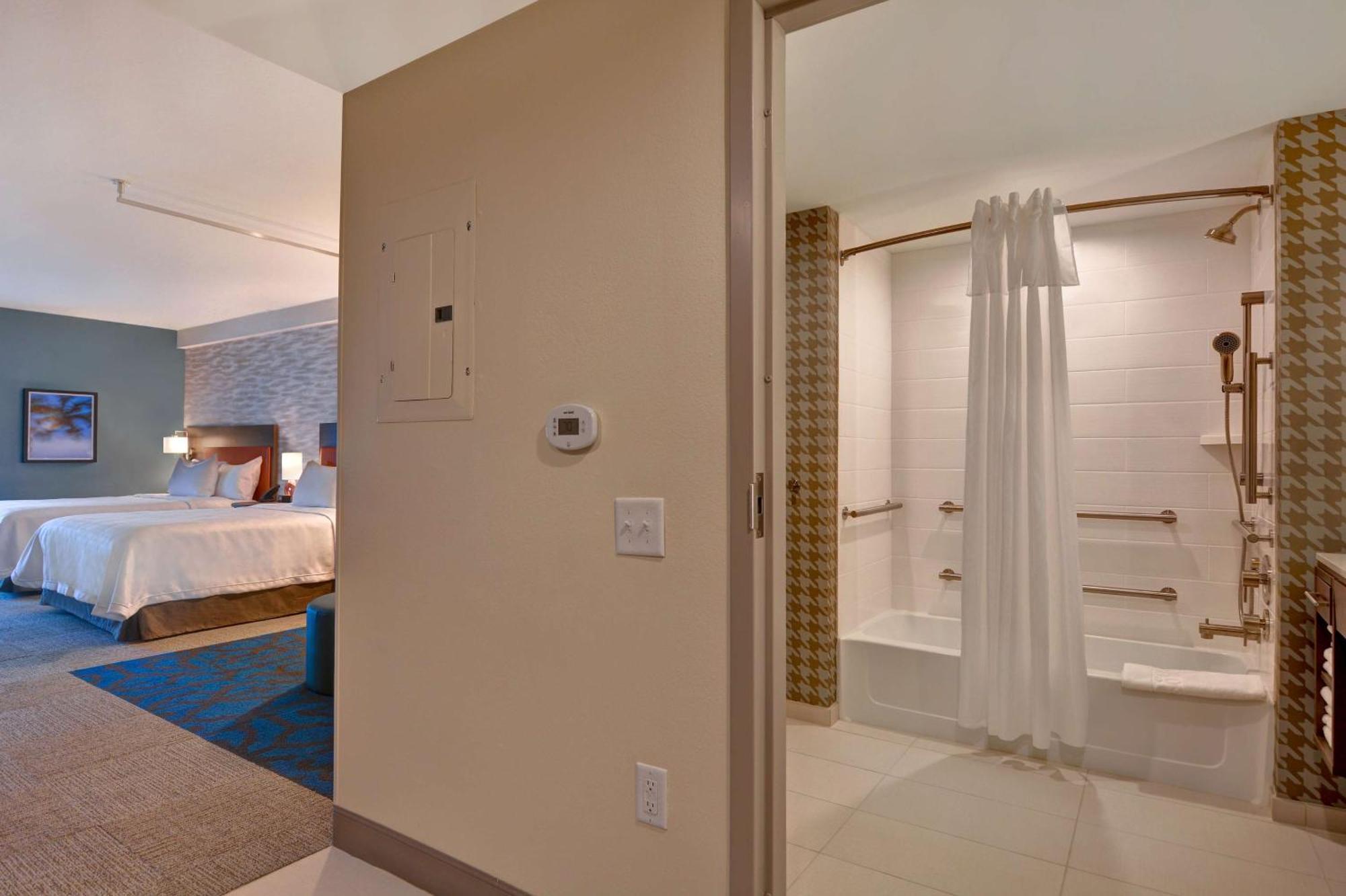 Home2 By Hilton Orlando Flamingo Crossings, Fl 3*