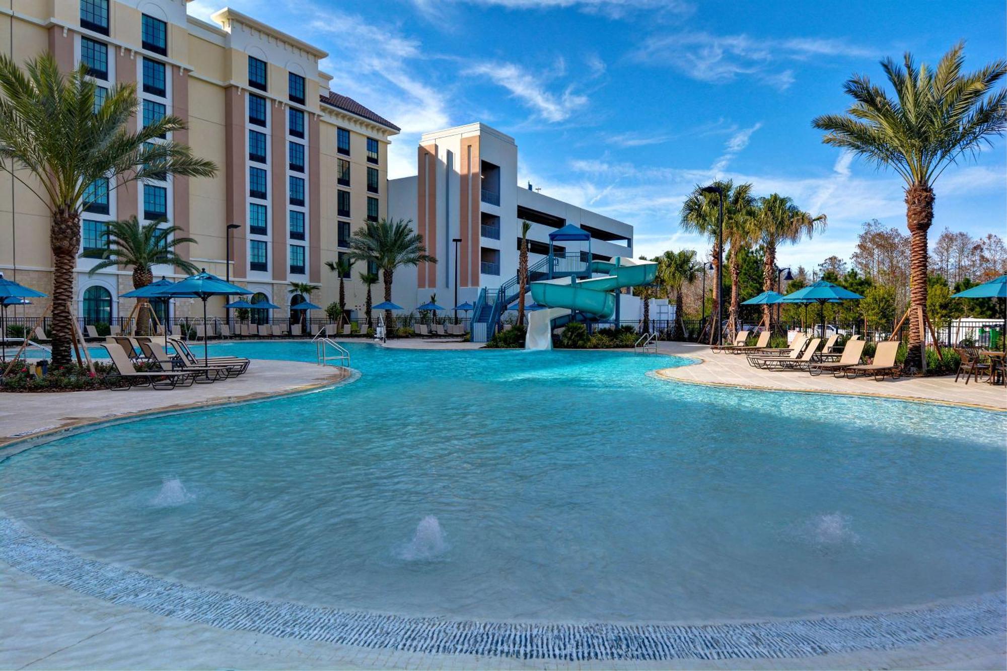 Hotel Home2 By Hilton Orlando Flamingo Crossings, Fl Four Corners